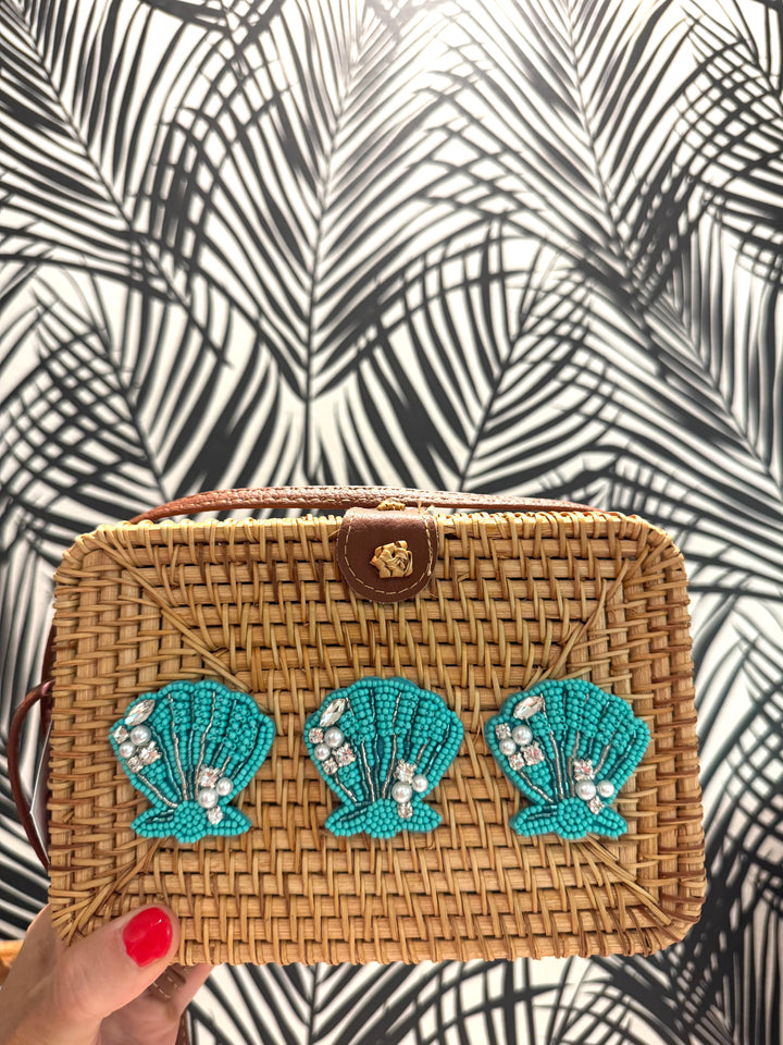 Scallop Crossbody