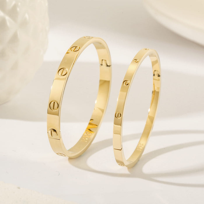 L O V E Cuff | 2 Sizes